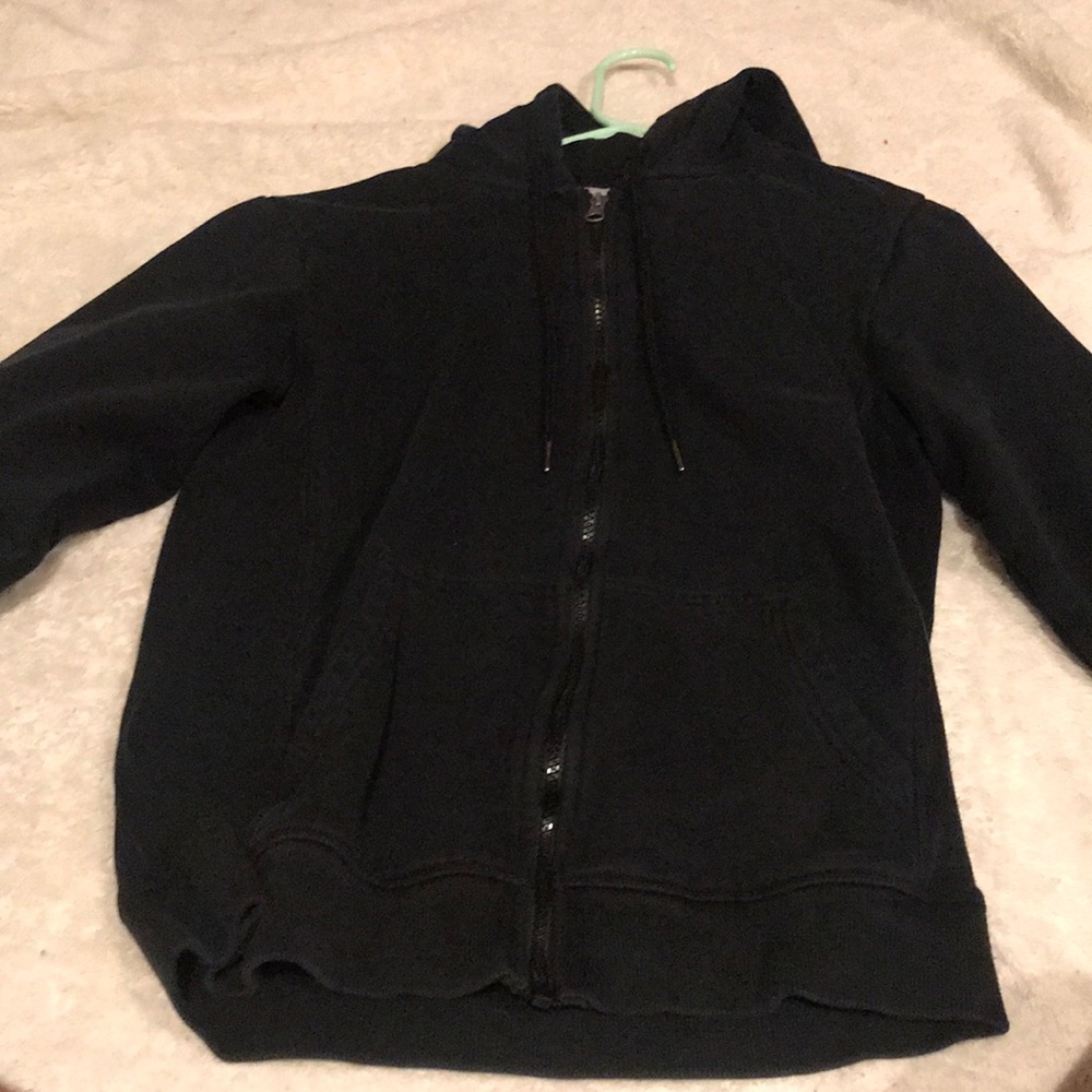 all black zip up hoodie